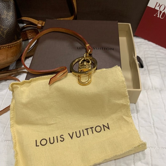 Authentic Louis Vuitton Backpack with LV key fob - Picture 2 of 9